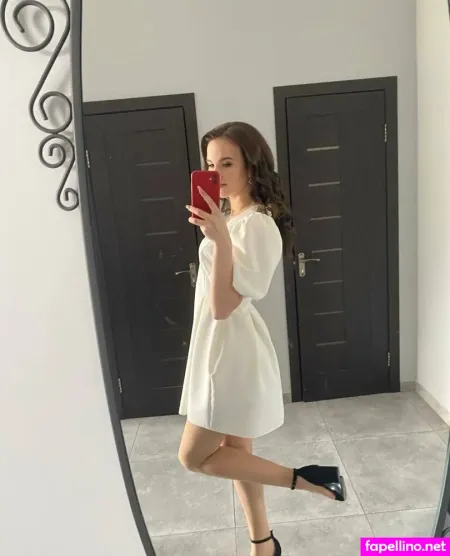 Maryy 18 Main Profile Photo