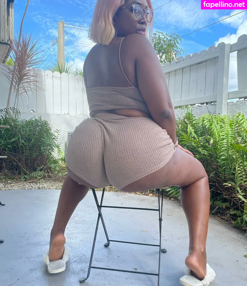 clubmaseratixxx, kerrystayglam Nude Leaked OnlyFans Photo #Qg0fFli1mo