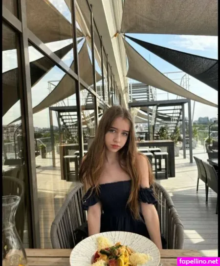 Masha 18 OnlyFans Thumbnail #NZun58VGoI