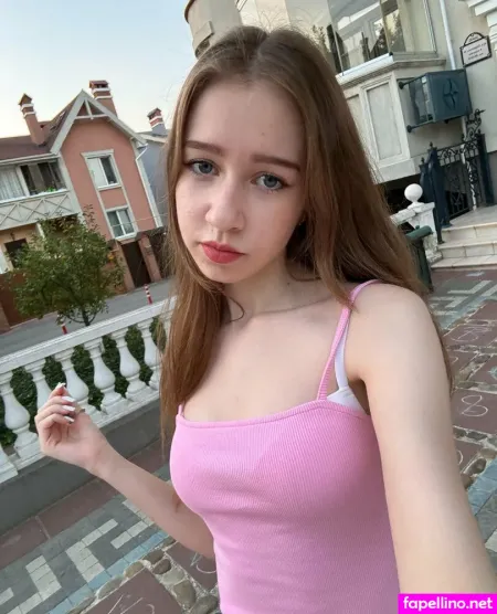 Mashaa 18 Main Profile Photo