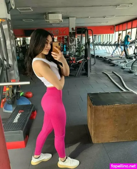 Mashakiss OnlyFans Thumbnail #9imcZ9AWTP