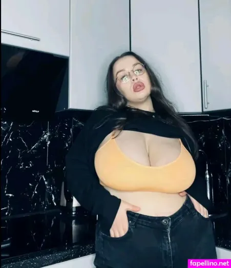 Mashkaruslanovna OnlyFans Thumbnail #OSLDRLKrdQ