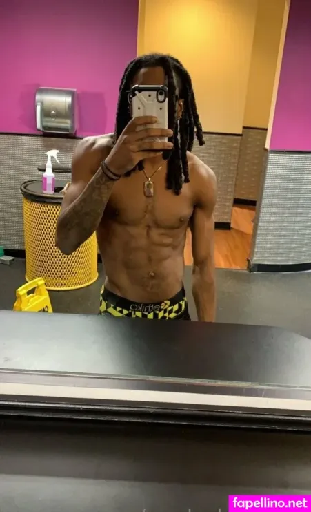 Maskedanacondaaaa OnlyFans Thumbnail #muC8KOKOZM