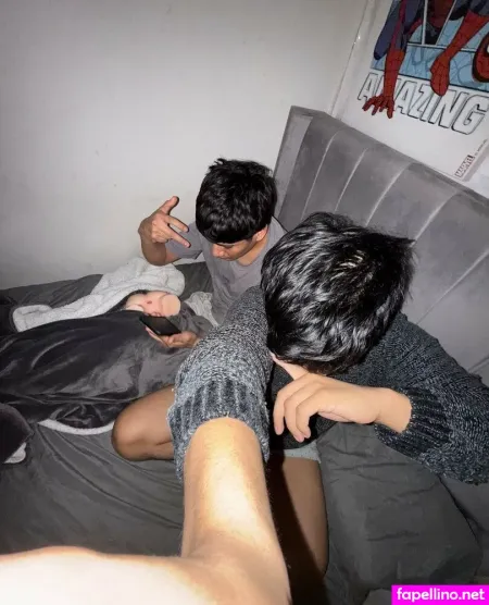 Maskedboysss OnlyFans Thumbnail #1j02em0w96
