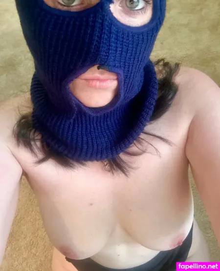 Maskeddaydreams OnlyFans Thumbnail #Cm9mCp6Url