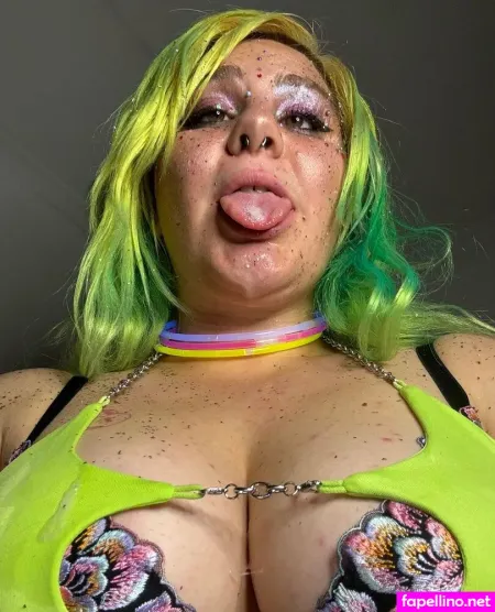 Maskedkittenfree OnlyFans Thumbnail #yGYljKx0g5