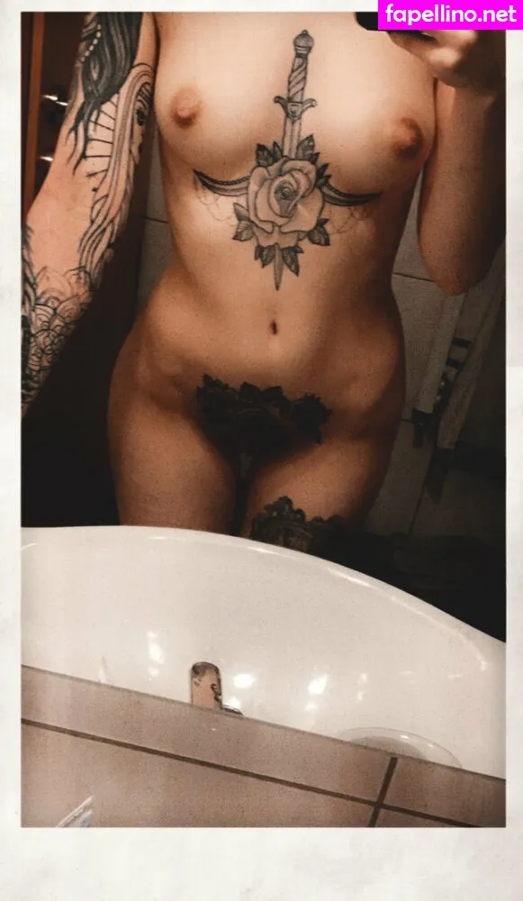 __maskentraegerin, maskentraegerin Nude Leaked OnlyFans Photo #hzKkYW6dEm