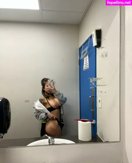 Masmilkyway OnlyFans Thumbnail #F54mBwpYJf