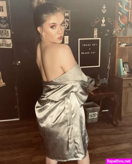 Masqueradebeautyfree OnlyFans Thumbnail #dWWhnJSJDH