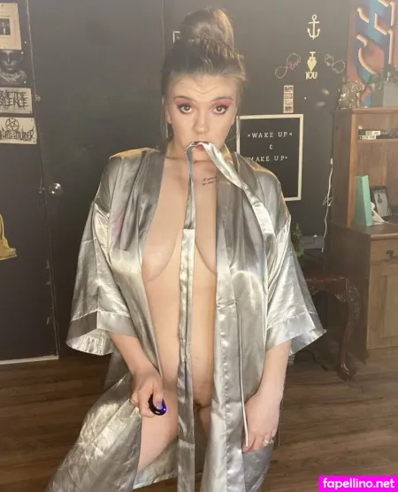 Masqueradebeautyfree OnlyFans Thumbnail #iuTjygnZyW