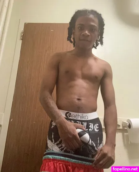 Massivemalik OnlyFans Thumbnail #7mDYJsg0Ih