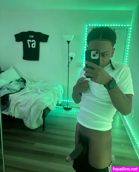 Massivemalik OnlyFans Thumbnail #ADI1CvEGEG