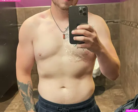 Massivemaxy OnlyFans Thumbnail #W4wxS2CUJa