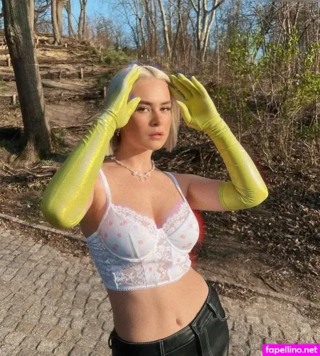 Mathea OnlyFans Thumbnail #NsAxSFFnn8