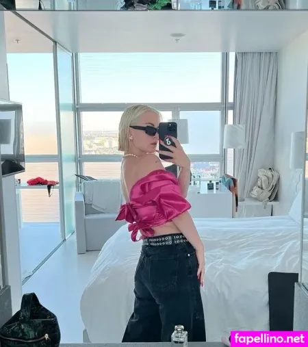 Mathea OnlyFans Thumbnail #X8hbj0IA4c