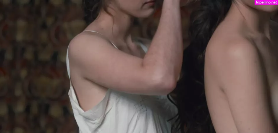 Mathilde Warnier OnlyFans Thumbnail #0CokBIzRSQ