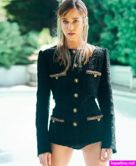 Matilda Lutz OnlyFans Thumbnail #4phRVHRF62