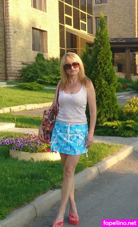 Mature Aunt OnlyFans Thumbnail #4fF6dh9yr6