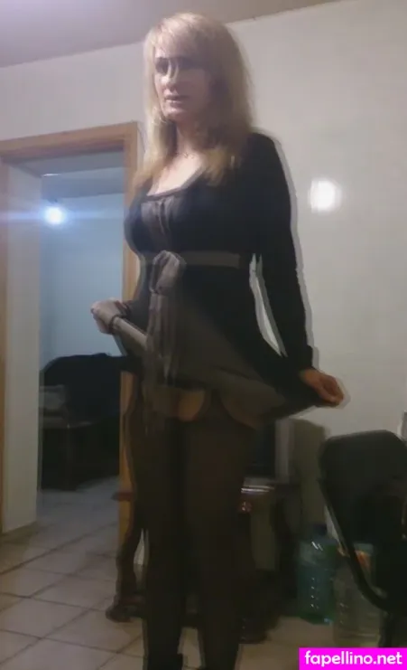 Mature Aunt OnlyFans Thumbnail #KOE7DPLGck