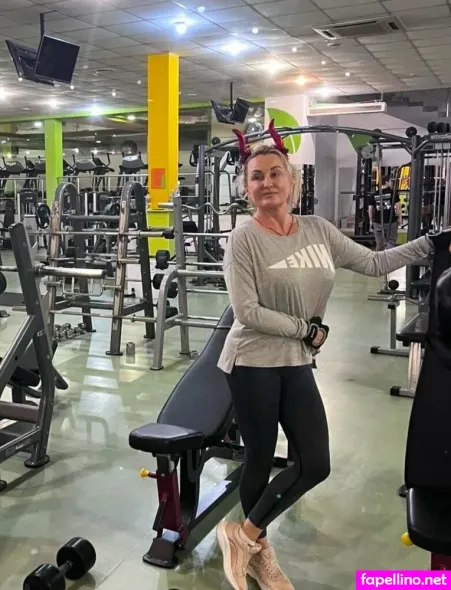 Mature Aunt OnlyFans Thumbnail #duCX15Bwa1