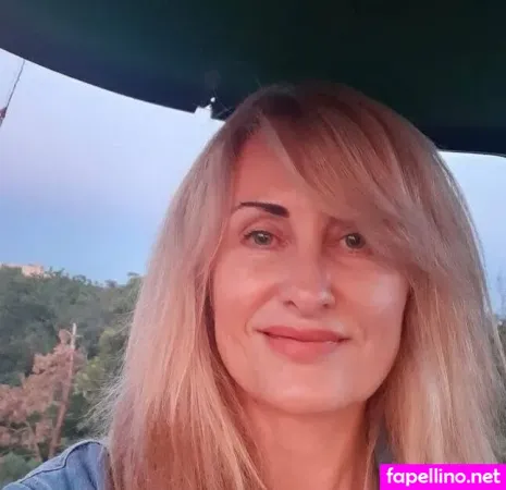 Mature Aunt OnlyFans Thumbnail #hxtks0P4dP