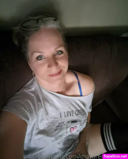 Maturemomfree OnlyFans Thumbnail #7KSrD8GS2d