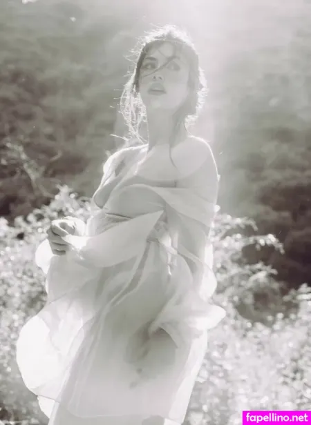 Maud Elena OnlyFans Thumbnail #AHl4I62v1s