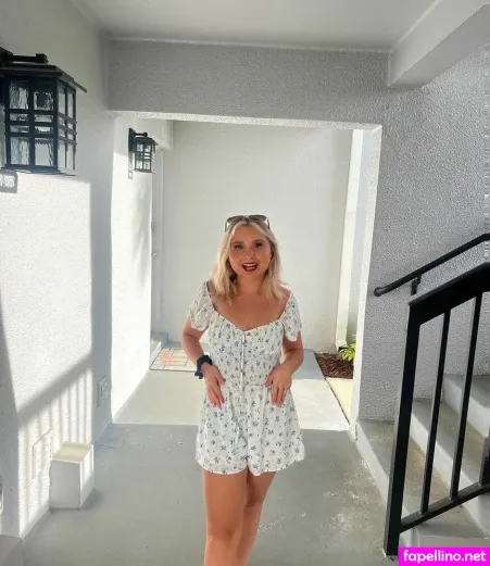Maura London OnlyFans Thumbnail #4dpvWeXtUr