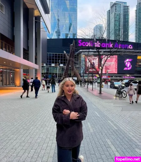 Maura London OnlyFans Thumbnail #d1s40wuuEA