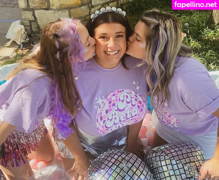 maurahiggins, pennyliciouss Nude Leaked OnlyFans Photo #PaBvAJpoJn