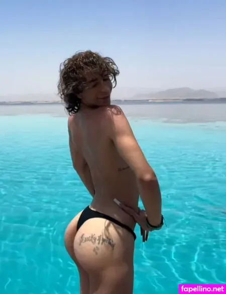 Mauro Rossiello OnlyFans Thumbnail #hML6xR8fFw