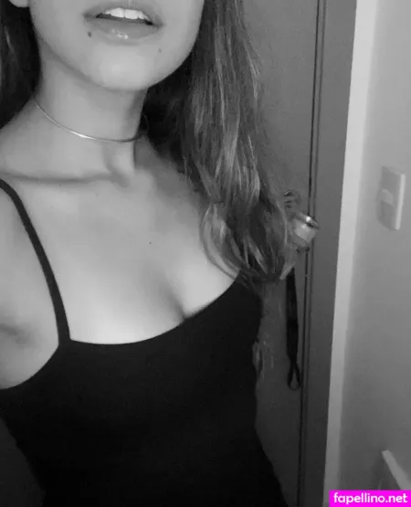 Mavialvc OnlyFans Thumbnail #CaWTENVoDv