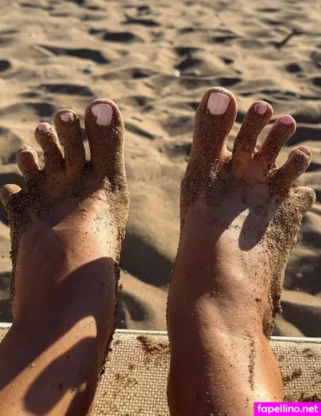 Maximecae OnlyFans Thumbnail #RsDDlTDC6o