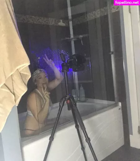 Maxine Lucille OnlyFans Thumbnail #xfPQafP3CB