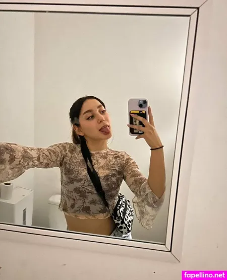 Maxinefreex OnlyFans Thumbnail #9ok9mbTXe1