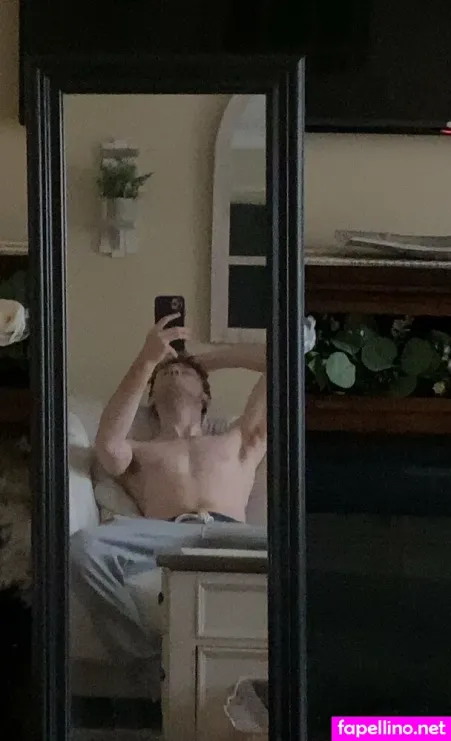 Maxisfree OnlyFans Thumbnail #R2EgBO5RwU