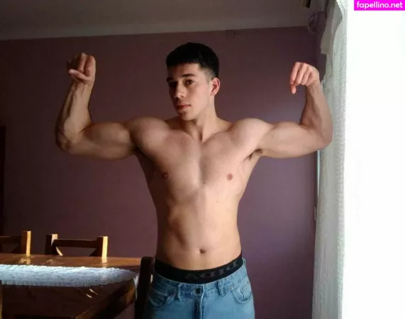 Maxkingfree OnlyFans Thumbnail #NxsL9oxlwD