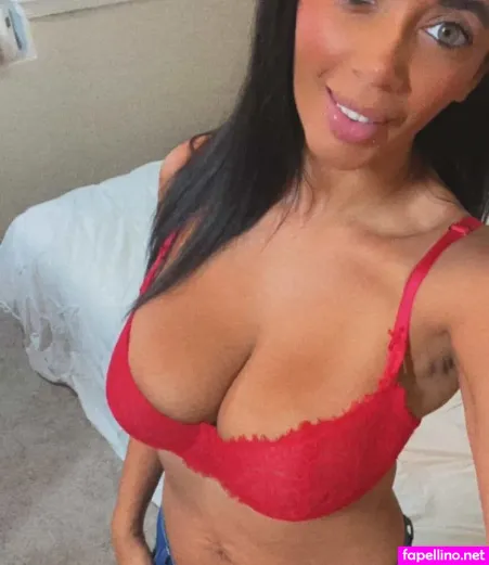 Maxx Marie 4 OnlyFans Thumbnail #Sz298ALt20