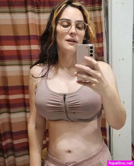 Maxy Amalyna OnlyFans Thumbnail #x4z6v6MdBV