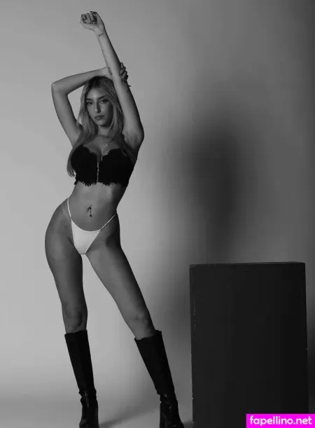 May Arev OnlyFans Thumbnail #Gd02s2OoKC