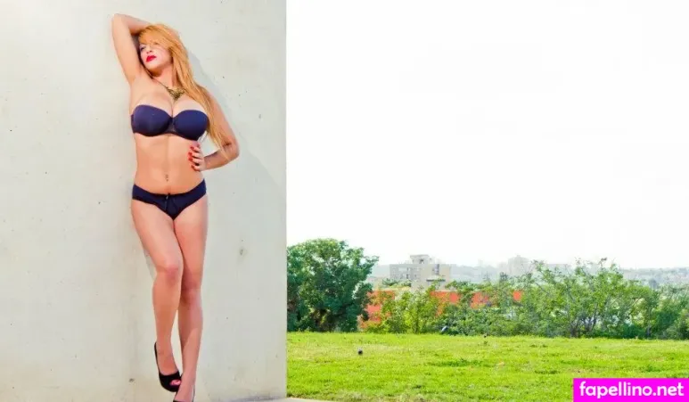 May Hikri OnlyFans Thumbnail #4CHMcd4YCx