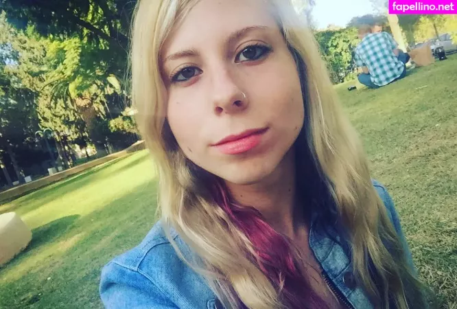 May K OnlyFans Thumbnail #pyfAWKiHZG