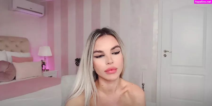 Maya Di OnlyFans Thumbnail #OqUGwv96EA