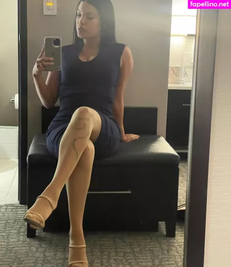 Maya Farrell OnlyFans Thumbnail #FHGgwuuhrF