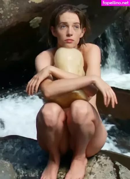 Maya Hawke OnlyFans Thumbnail #NxTHet34SV