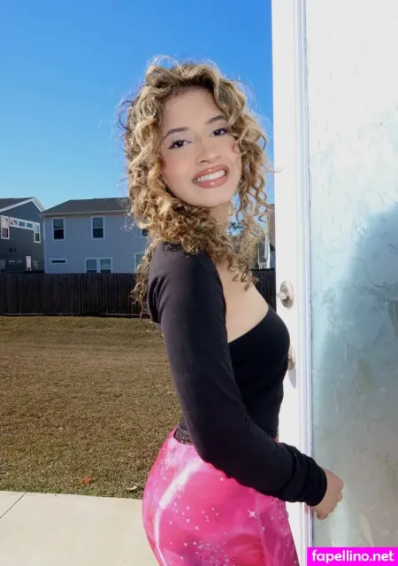 Maya Loca OnlyFans Thumbnail #7AuxxhwUXD