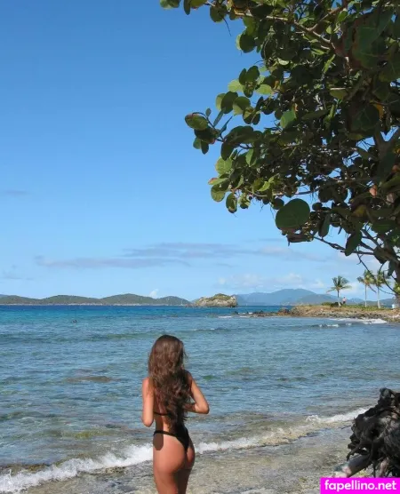 Maya Manesis OnlyFans Thumbnail #DllqBZQLIs