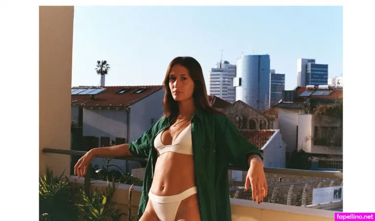 Maya Silberstein OnlyFans Thumbnail #FHetZCSzlE