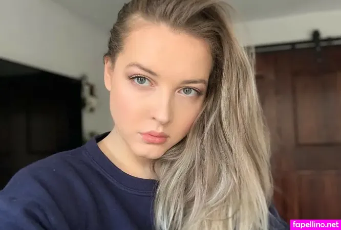 Maya V Henry OnlyFans Thumbnail #sgCkxKvZku