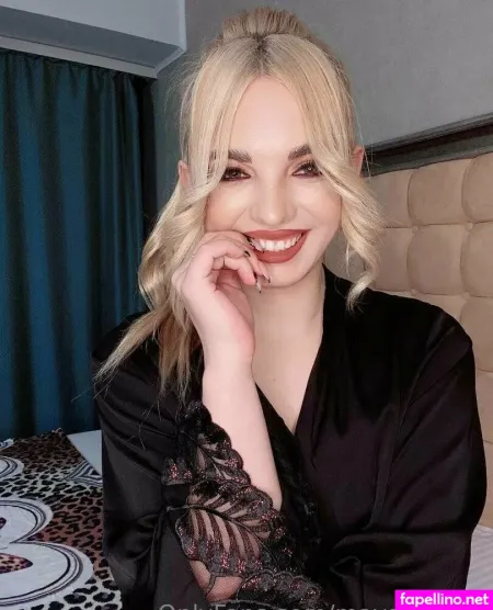 Mayaakitten OnlyFans Thumbnail #B2LggEWJuh